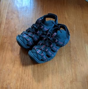 Kids Khombu Sandals